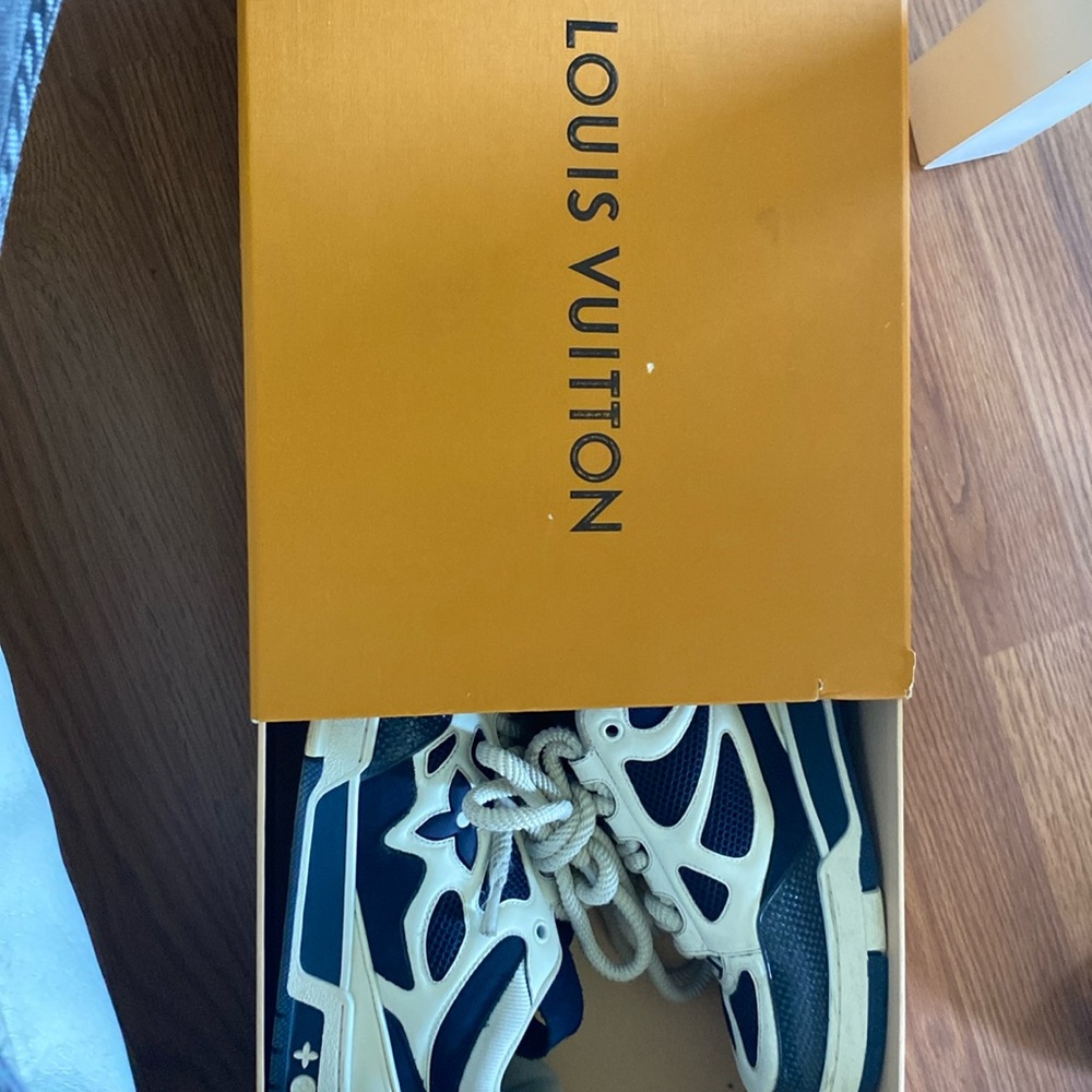 used louis vuitton shoes